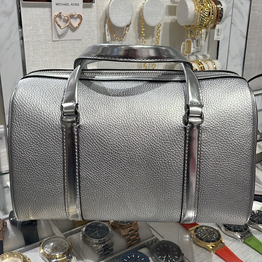 MICHAEL KORS JST TRAVEL MEDIUM DUFFLE TOP ZIP SATCHEL SHOULDER CROSSBODY NWT - Picture 8 of 16